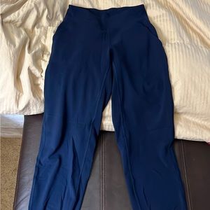 [New without a tag] lululemon align jogger true Navy size 4